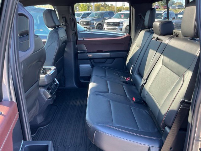 Used 2023 Ford F150 Lariat w/ Max Trailer Tow Package AWD/4WD image 21