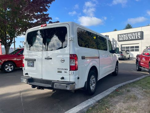 Used 2014 Nissan NV 3500 SL image 5