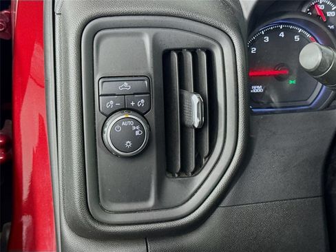 Certified 2020 Chevrolet Silverado 1500 Custom w/ Custom Value Package RWD image 10