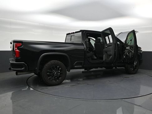Used 2026 Chevrolet Silverado 2500 High Country w/ High Country Premium Package AWD/4WD image 27
