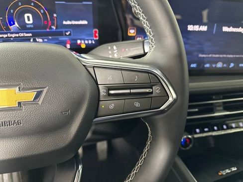 Used 2026 Chevrolet Traverse LT image 16