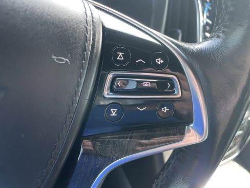 Used 2016 Cadillac Escalade Platinum image 16