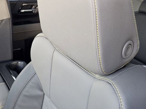 New 2026 Chevrolet Silverado 2500 ZR2 image 27