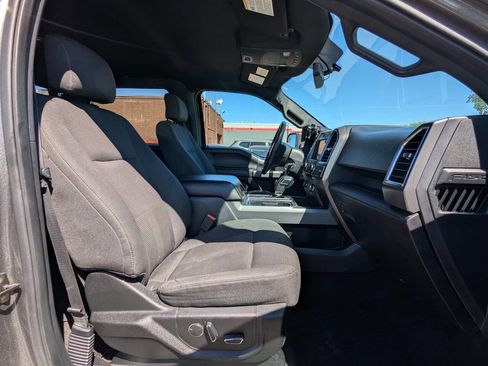 Used 2016 Ford F150 XLT w/ Equipment Group 302A Luxury AWD/4WD image 15