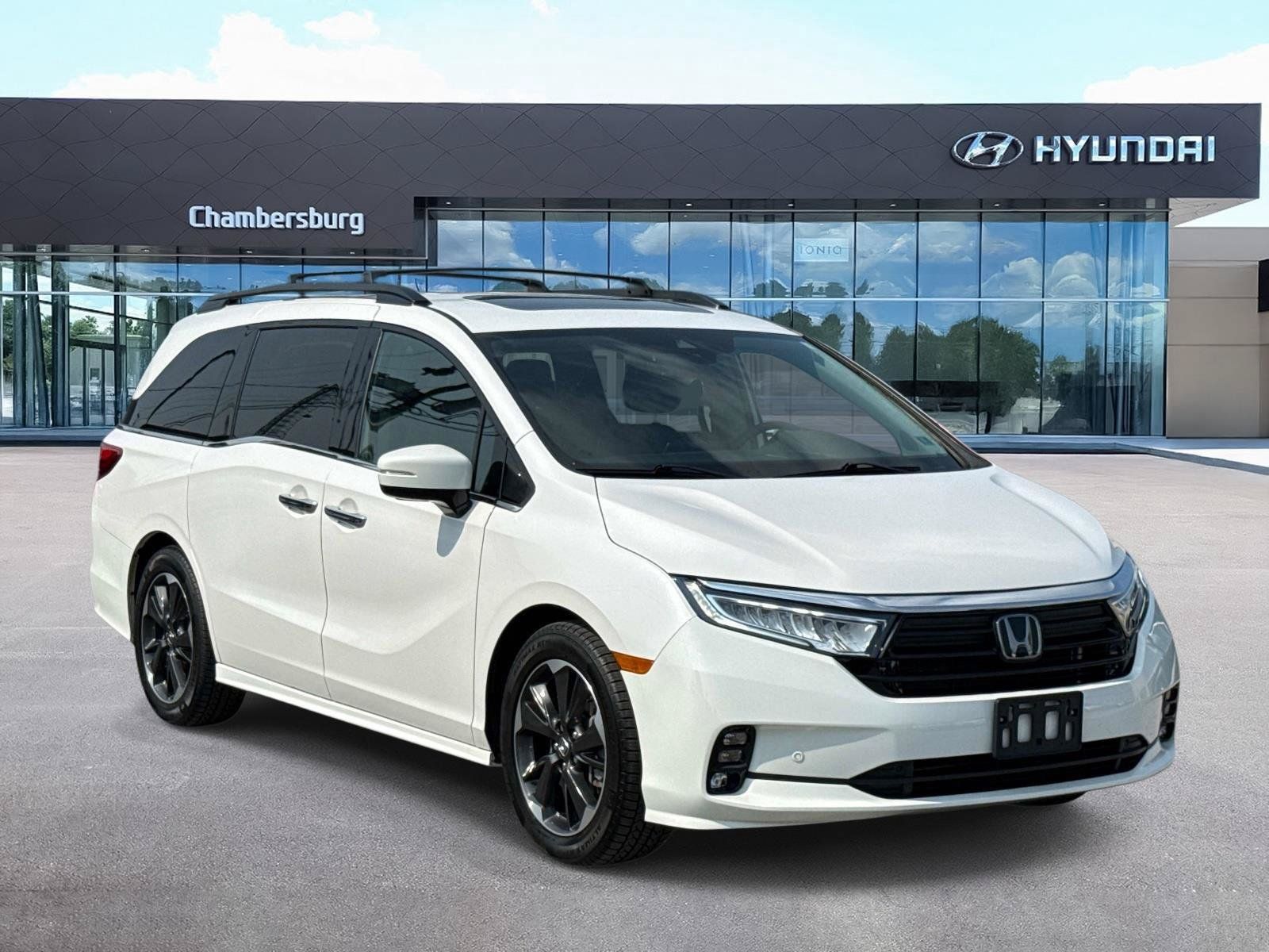 Used 2024 Honda Odyssey Elite image 1
