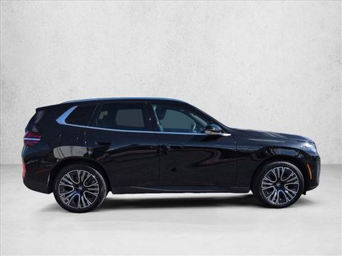 Used 2025 BMW X3 xDrive30i w/ Premium Package AWD/4WD image 4