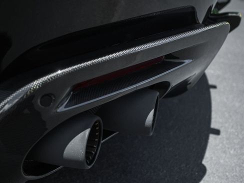 Certified 2024 Ferrari Roma Spider RWD image 23