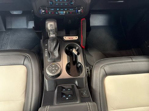 Used 2026 Ford Bronco Outer Banks w/ Sasquatch Package AWD/4WD image 23