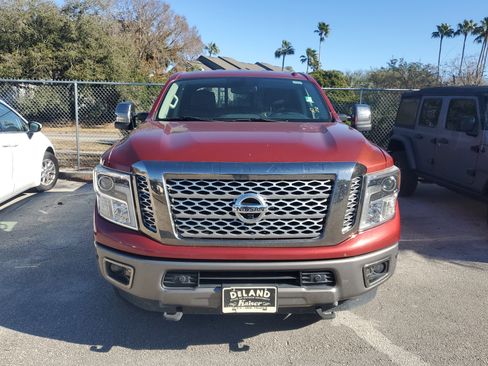 Used 2018 Nissan Titan Platinum Reserve w/ Platinum Utility Package image 2