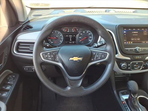 Used 2022 Chevrolet Equinox LS w/ LPO, Floor Liner Package AWD/4WD image 12