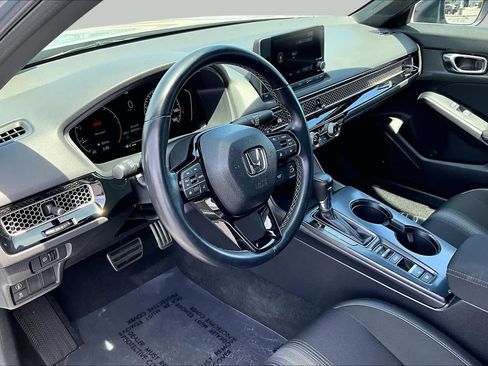 Used 2023 Honda Civic Sport image 17