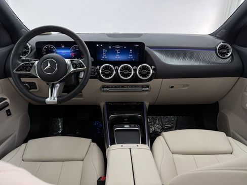 Used 2026 Mercedes-Benz GLA 250 image 14