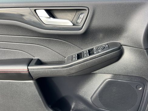 Used 2025 Ford Escape ST-Line w/ Tech Pack #1 image 11