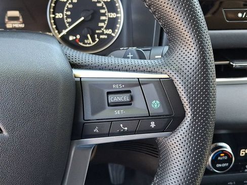 Used 2025 Mitsubishi Outlander SE AWD/4WD image 24