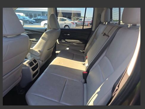 Used 2019 Honda Ridgeline RTL image 7