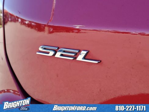 Used 2023 Ford Edge SEL AWD/4WD image 5