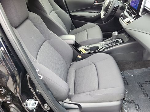 Used 2024 Toyota Corolla SE w/ SE Package FWD image 29