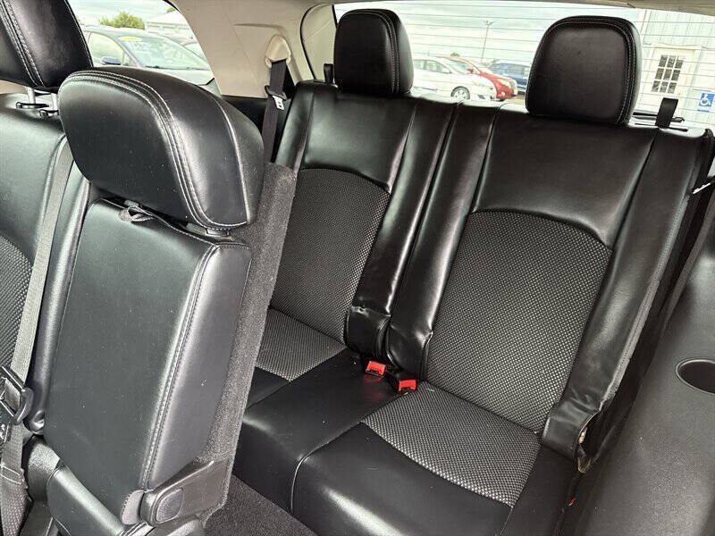 Used 2020 Dodge Journey Crossroad FWD image 20