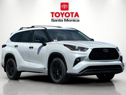 New 2025 Toyota Highlander XLE