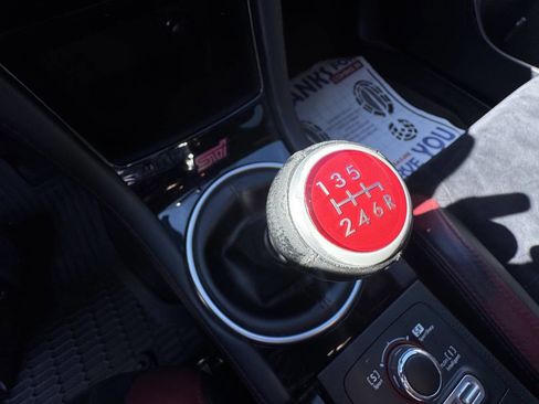 Used 2018 Subaru WRX STI Limited image 21