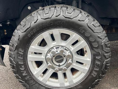 Used 2018 Ford F350 XLT image 13