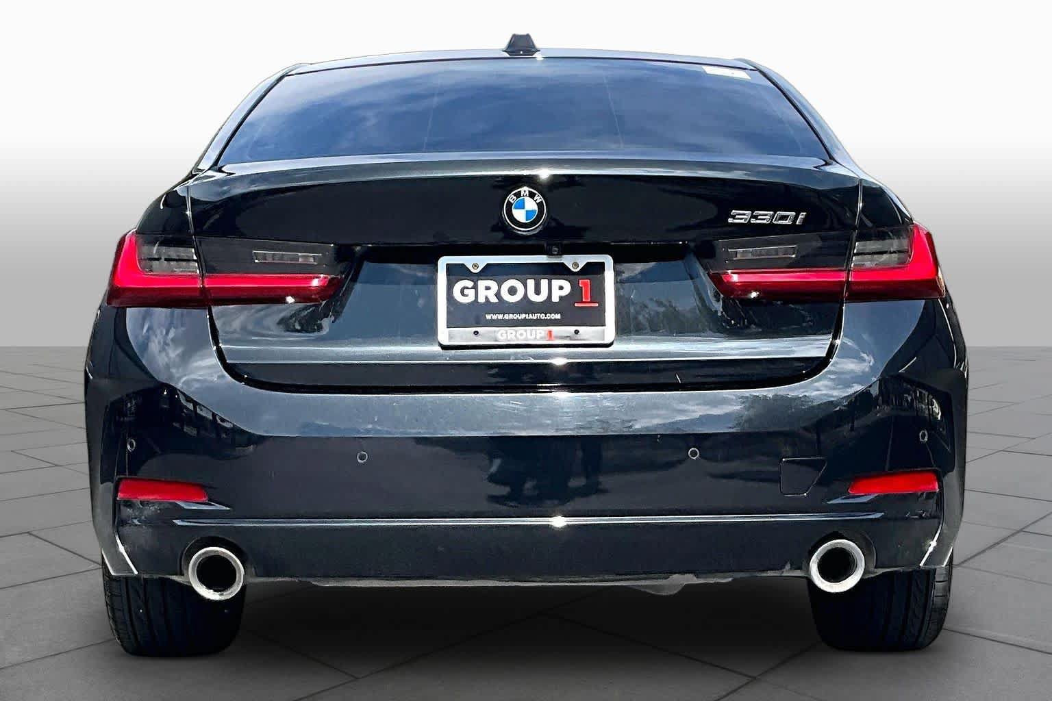 Used 2024 BMW 330i Sedan RWD image 5