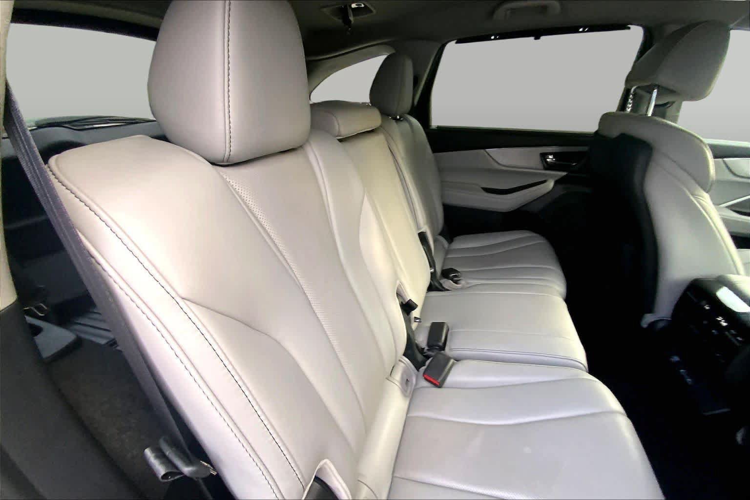 Used 2024 Acura MDX w/ Technology Package AWD/4WD image 19