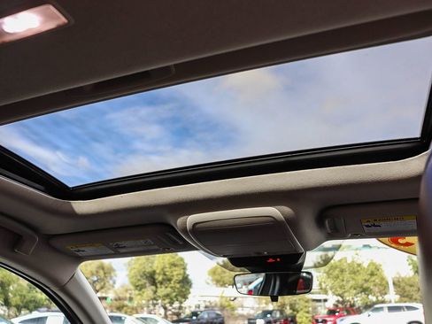 Used 2023 MAZDA CX-30 AWD 2.5 S w/ Preferred Package image 21