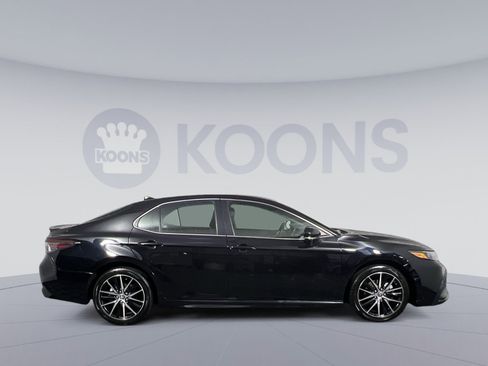 Used 2023 Toyota Camry SE FWD image 12
