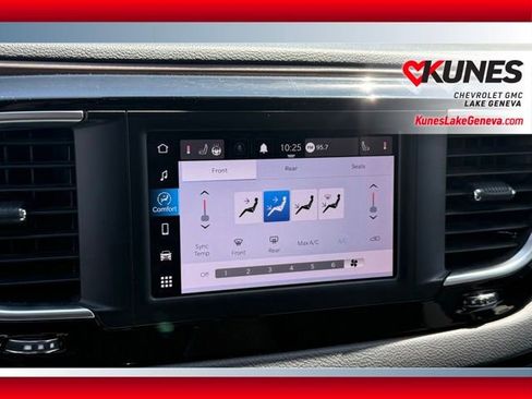 Used 2023 Chrysler Voyager LX FWD image 32