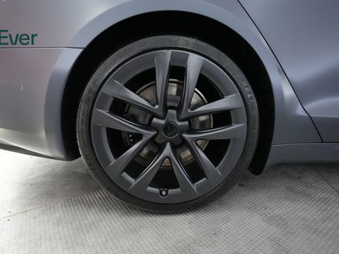Used 2022 Tesla Model S Plaid image 20