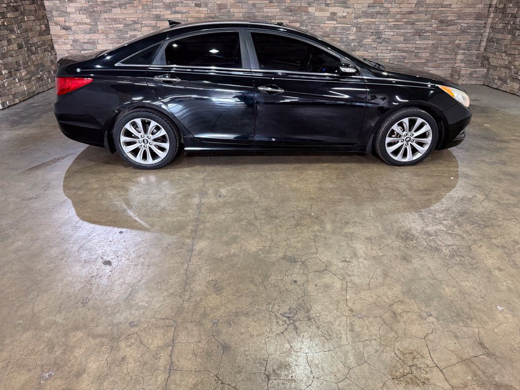 Used 2013 Hyundai Sonata Limited FWD image 4