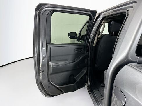 Used 2022 Nissan Frontier S w/ Technology Package RWD image 25