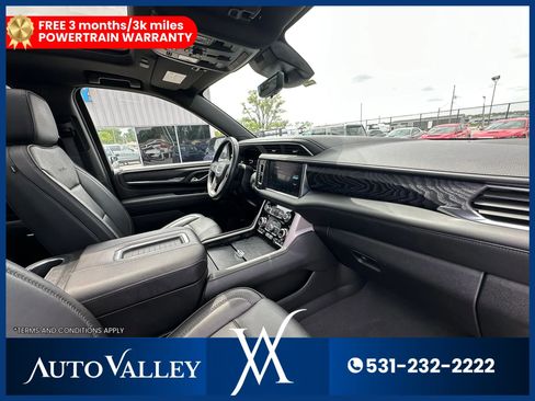 Used 2024 GMC Yukon XL Denali w/ Advanced Technology Package AWD/4WD image 22