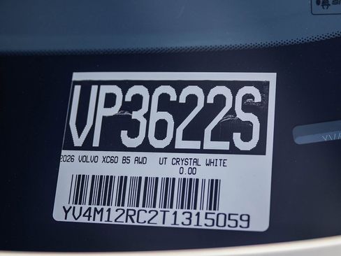 Certified 2026 Volvo XC60 B5 Plus w/ Protection Package Premier AWD/4WD image 32