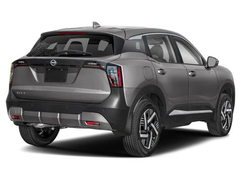 Used 2025 Nissan Kicks SV image 11