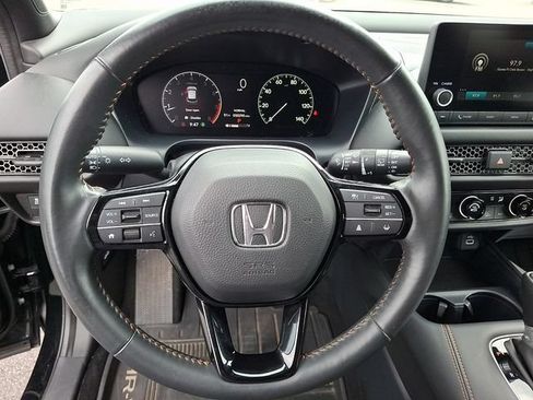 Used 2023 Honda HR-V Sport image 14
