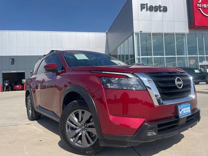Certified 2025 Nissan Pathfinder SV w/ SV Premium Package