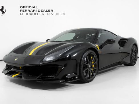 Used 2019 Ferrari 488 Pista Coupe RWD image 1