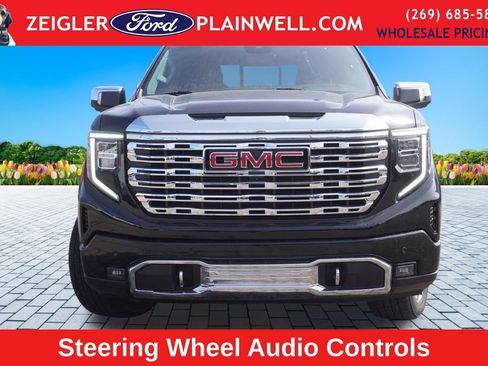 Used 2022 GMC Sierra 1500 Denali w/ Denali Reserve Package image 8