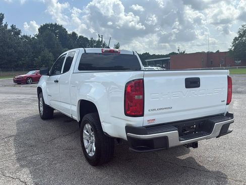 Used 2022 Chevrolet Colorado W/T w/ WT Convenience Package RWD image 3