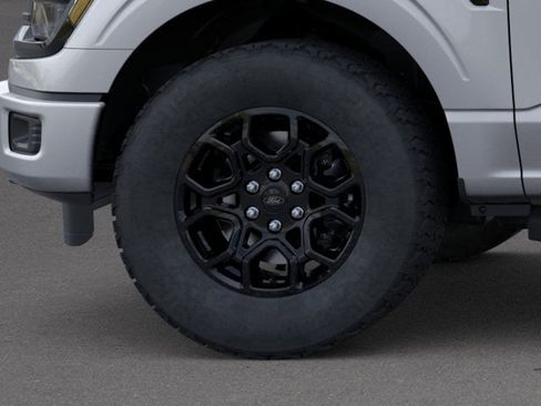 New 2026 Ford F150 XLT w/ XLT Black Appearance Package AWD/4WD image 19
