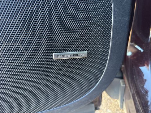 Used 2023 Subaru Ascent Touring image 18