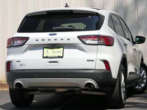 Used 2021 Ford Escape SE AWD/4WD image 3
