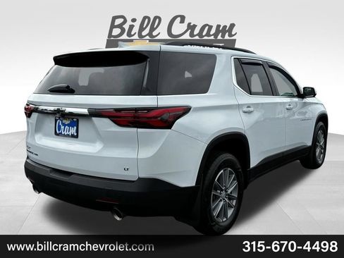 Used 2022 Chevrolet Traverse LT AWD/4WD image 42