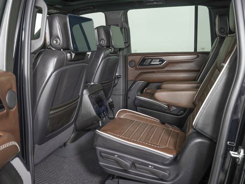 Used 2026 GMC Yukon XL Denali Ultimate image 16