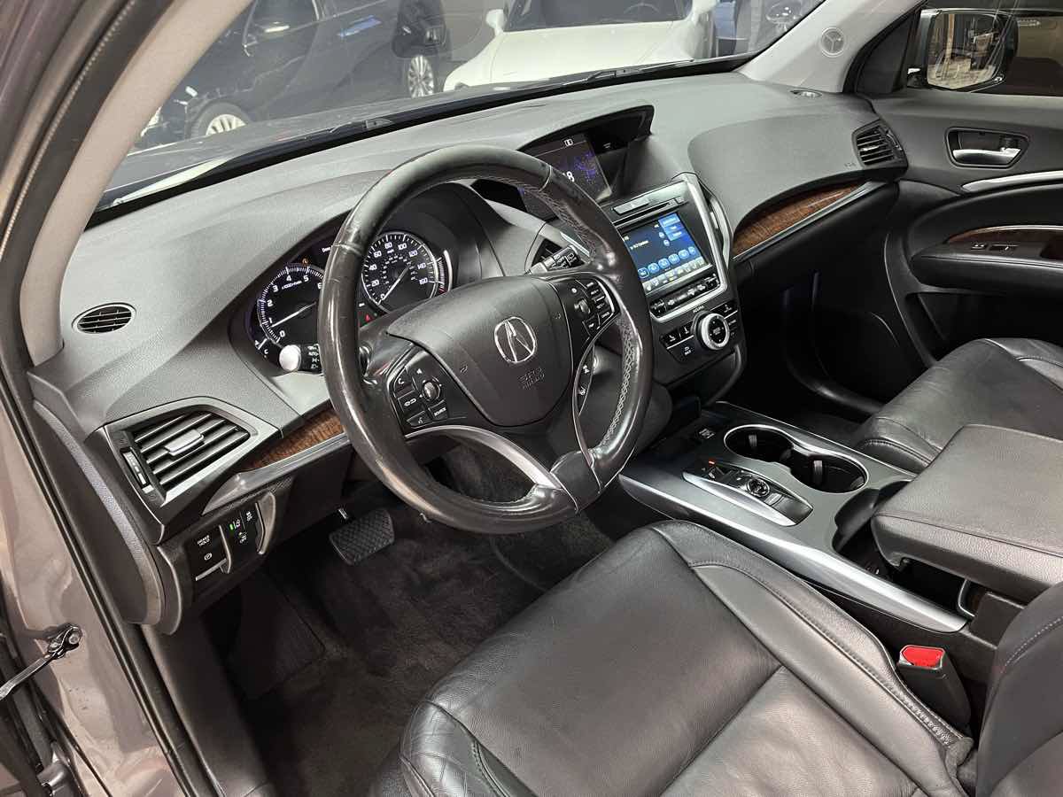 Used 2018 Acura MDX SH-AWD image 19