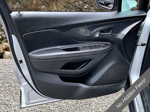 Used 2019 Buick Encore Preferred FWD image 20