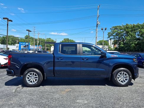 Used 2021 Chevrolet Silverado 1500 RST w/ Z71 Off-Road Package AWD/4WD image 7