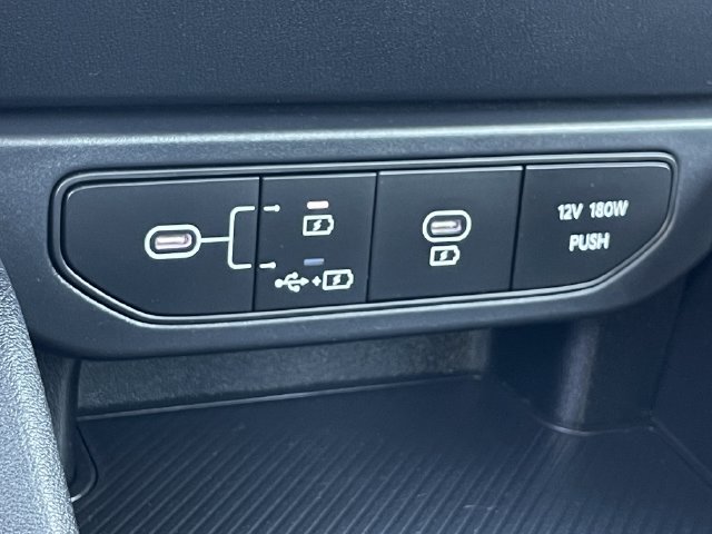 Used 2025 Kia K4 FWD image 19